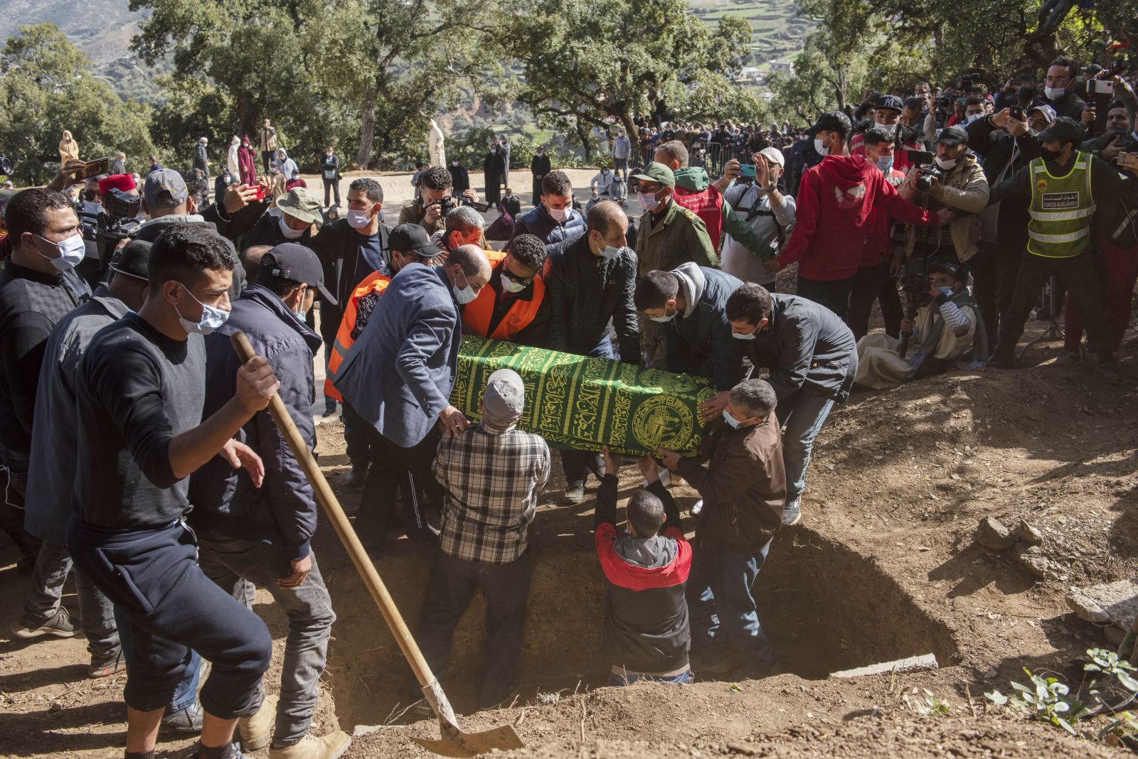 Kuyuda ölen Rayyan Oran'ı binlerce kişi uğurladı